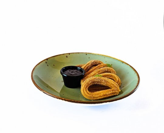 Cinamoninės churros su šokoladiniu padažu